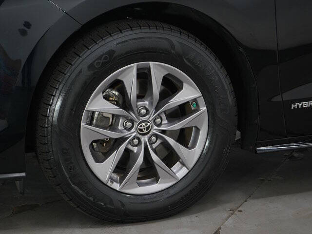 2021 Toyota Sienna XLE 7-Passenger