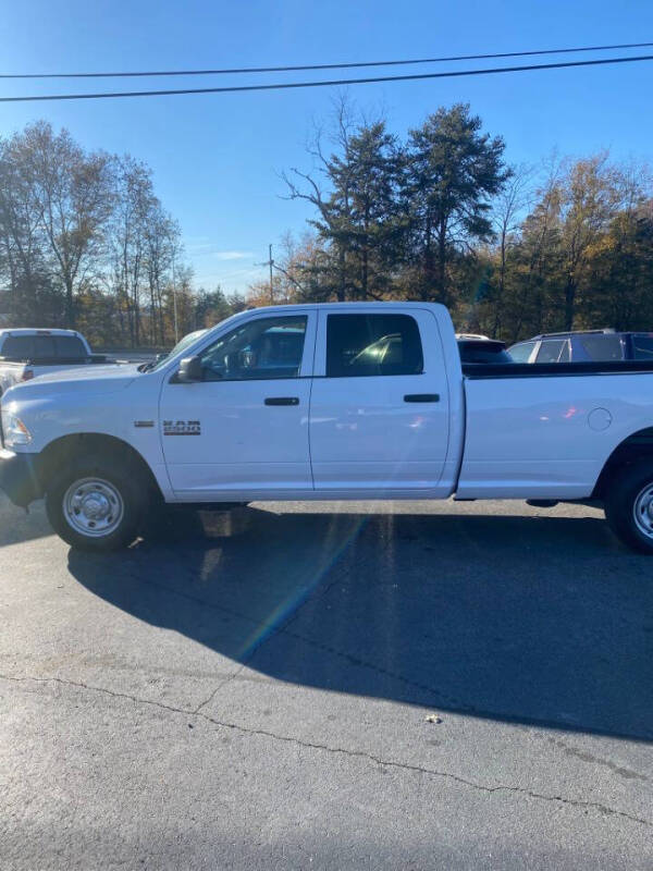 2018 RAM Ram 2500 Pickup Tradesman photo 4