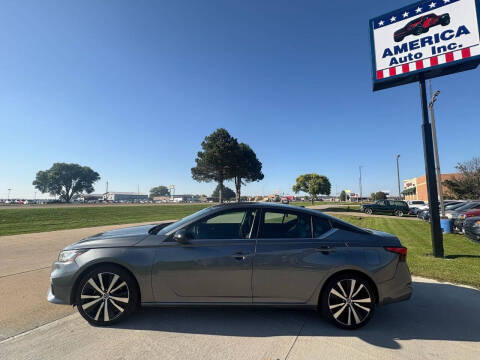 2021 Nissan Altima 2.5 SR