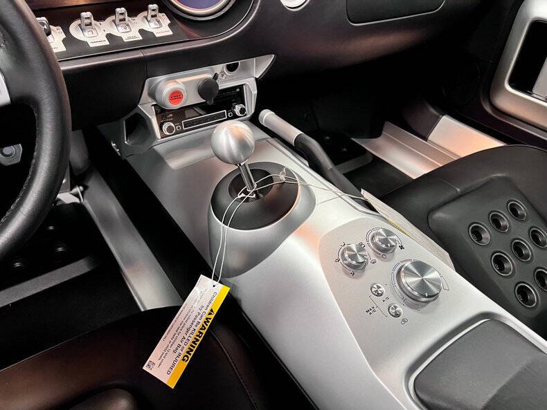 2005 Ford GT