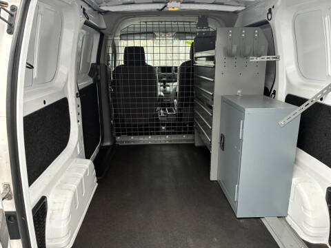 2021 Nissan NV200 SV