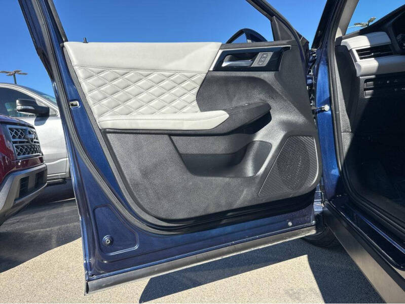 2023 Mitsubishi Outlander PHEV SEL