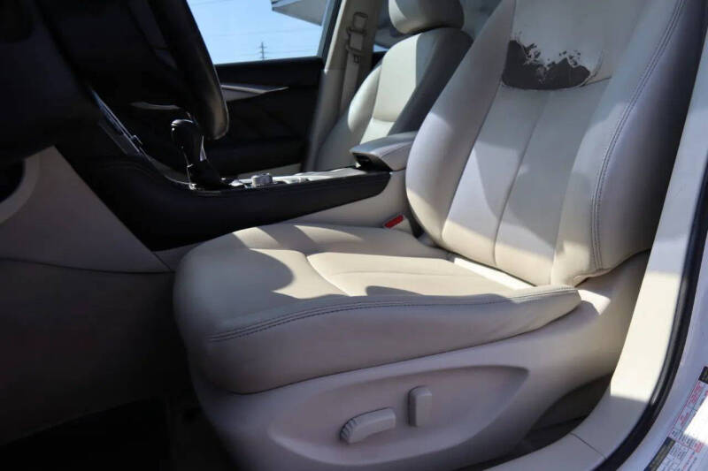 2017 Infiniti Q50 3.0T Signature Edition