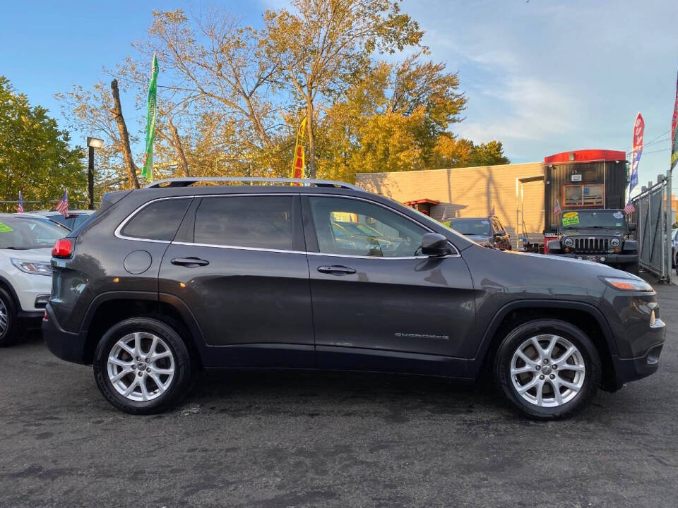 2016 Jeep Cherokee for sale at 3B Auto Sales in Paterson, NJ