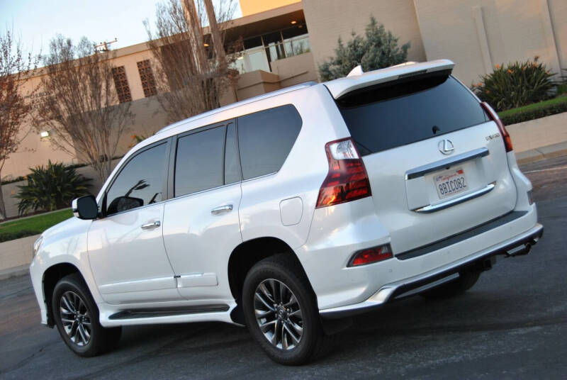 2017 Lexus GX 460