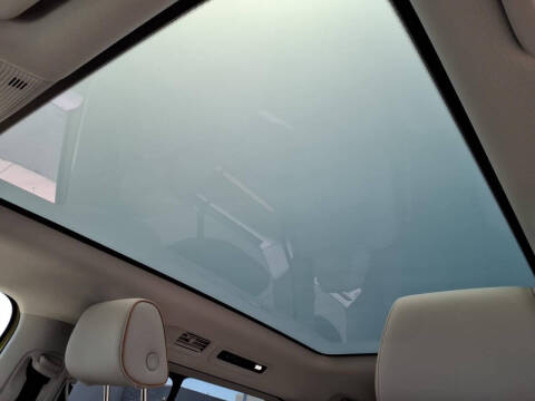 2025 Volkswagen ID. Buzz Pro S Plus 4Motion