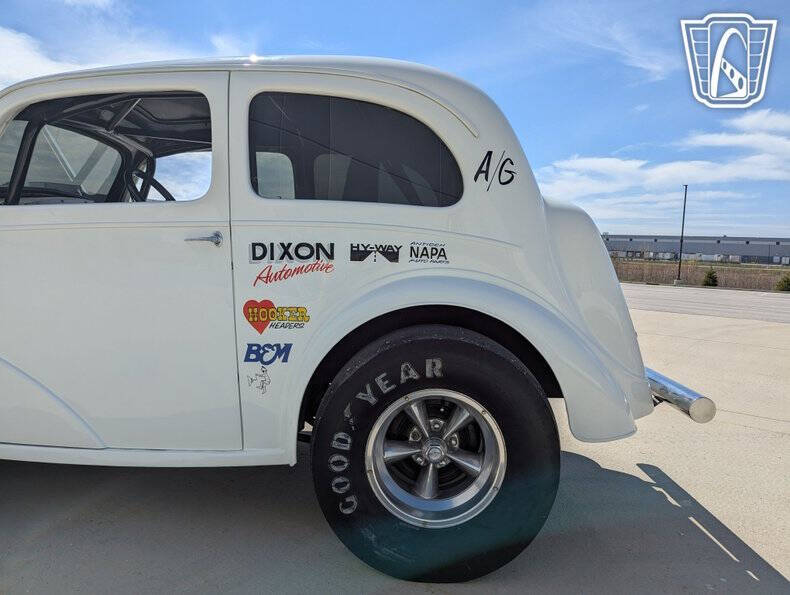 1948 Ford Anglia