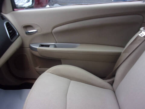 2011 Chrysler 200 Touring