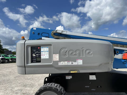 2017 Genie 65' Manlift