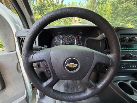 2021 Chevrolet Express 2500
