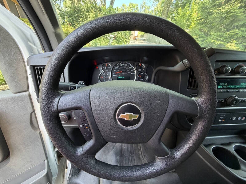 2021 Chevrolet Express 2500