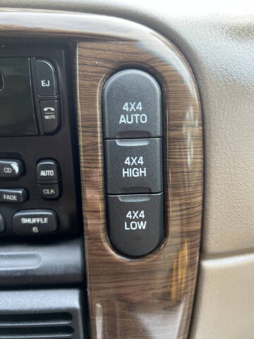 2005 Ford Explorer Eddie Bauer