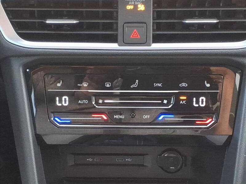 2025 Volkswagen Taos S 4Motion