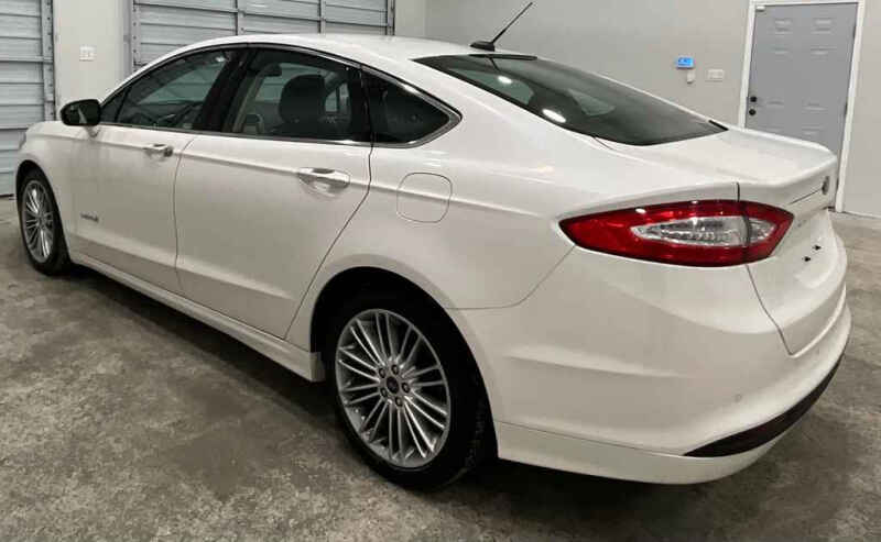 2014 Ford Fusion Hybrid SE