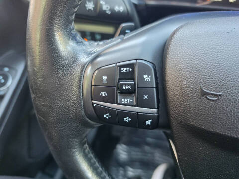 2020 Ford Escape Titanium