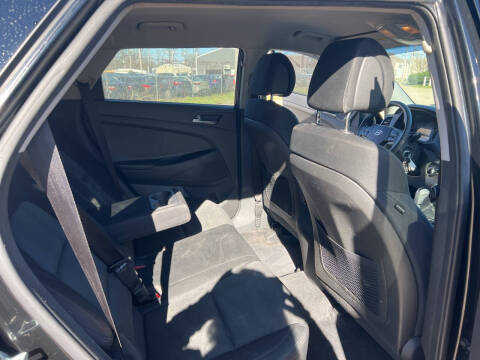 2016 Hyundai Tucson SE