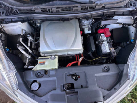 2016 Nissan LEAF SV