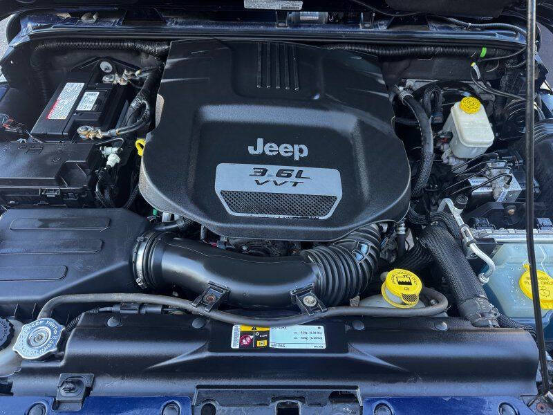 2013 Jeep Wrangler Sahara