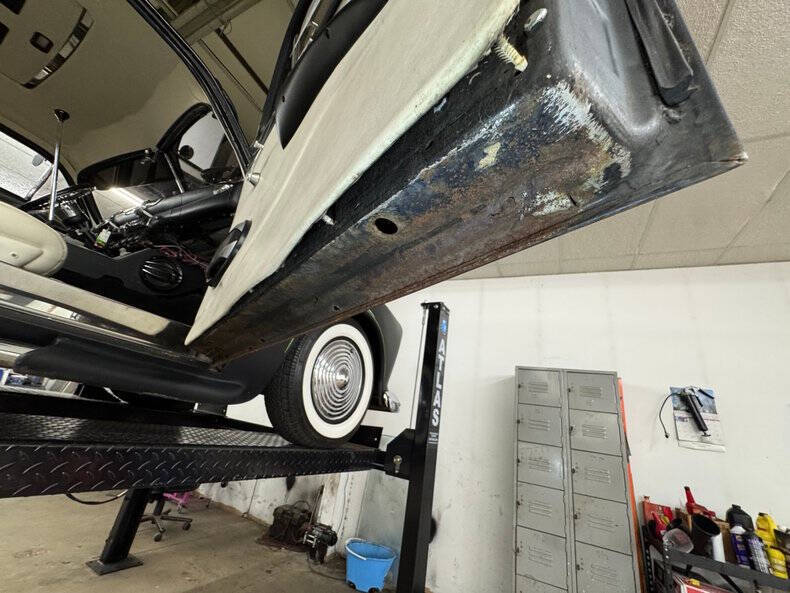 1950 Ford Deluxe