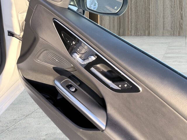 2023 Mercedes-Benz C-Class C 300