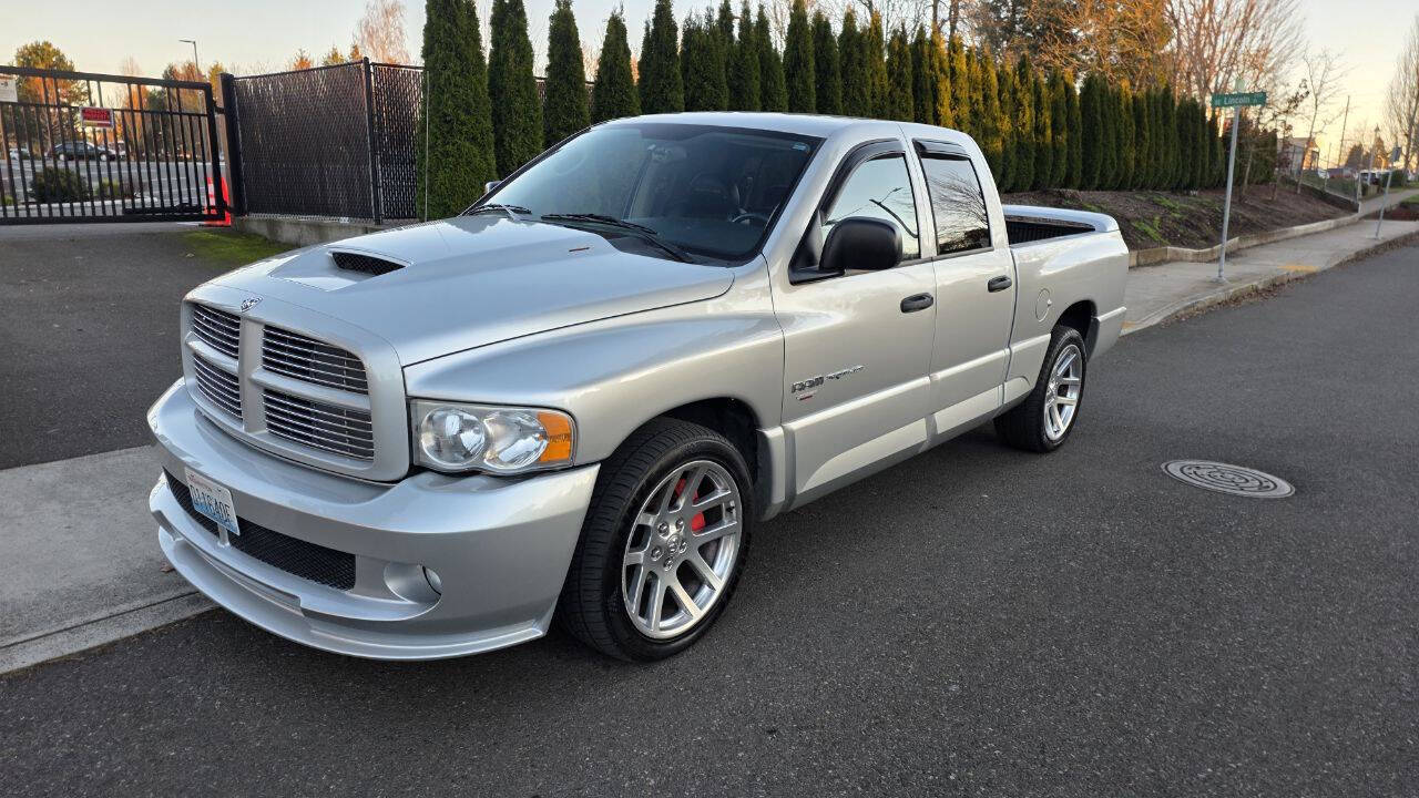 Dodge RAM 1500 SRT-10 Quad Cab RWD