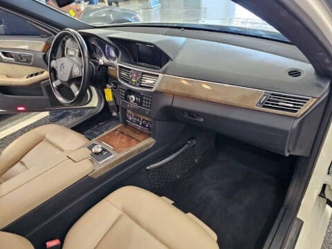 2010 Mercedes-Benz E-Class