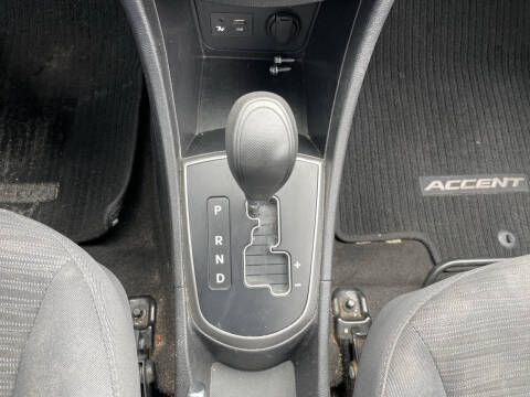 2015 Hyundai Accent GS