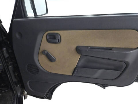 1996 Mitsubishi Bravo