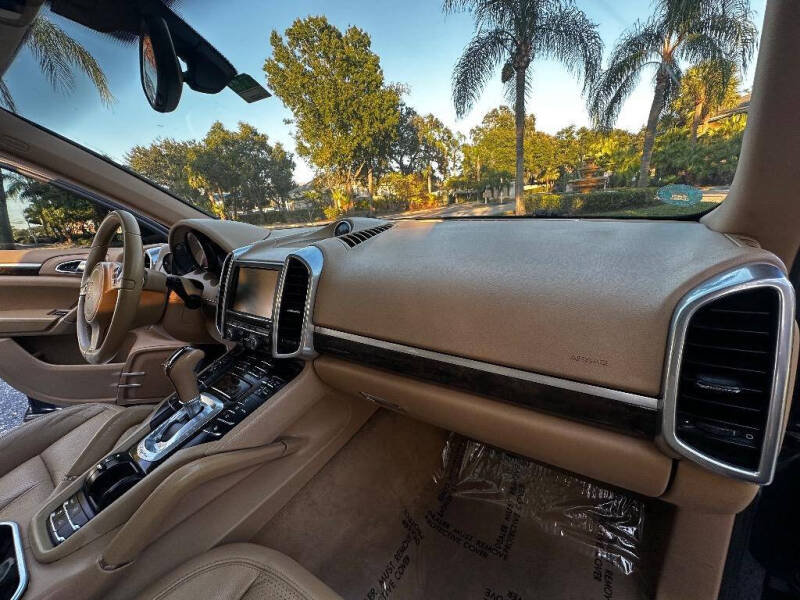 2013 Porsche Cayenne