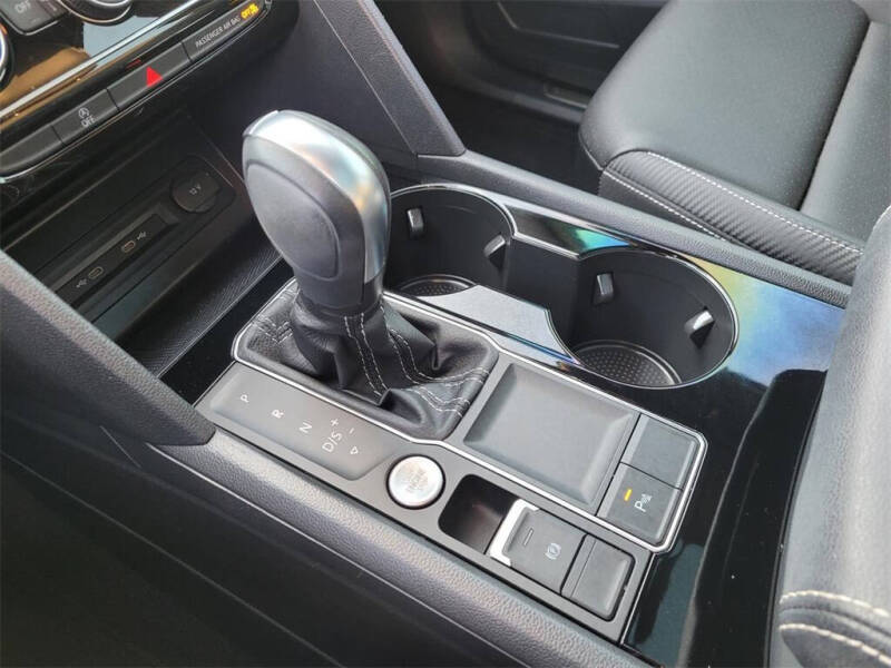 2023 Volkswagen Atlas Cross Sport SE