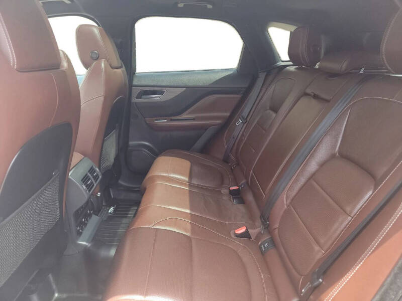 2018 Jaguar F-PACE S