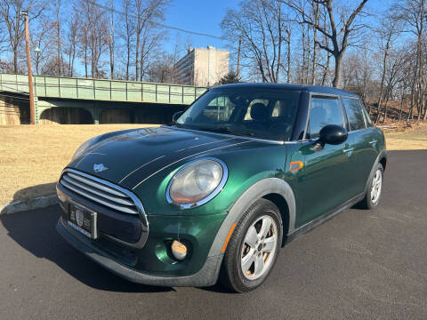 2015 MINI Hardtop 4 Door for sale at Mula Auto Group in Somerville NJ