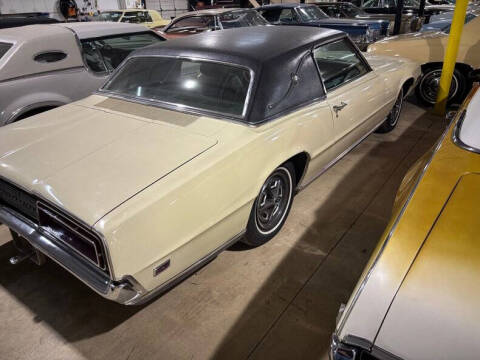 1969 Ford Thunderbird