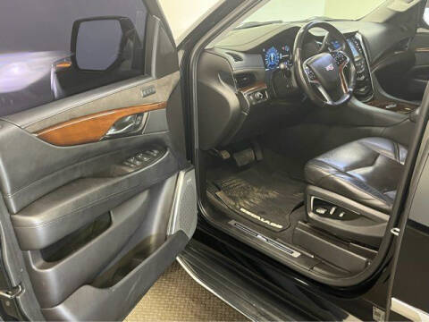 2019 Cadillac Escalade ESV Standard