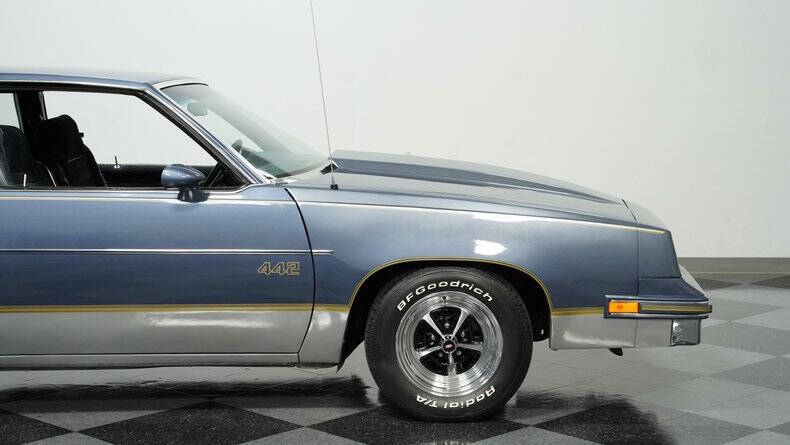 1984 Oldsmobile Cutlass Supreme