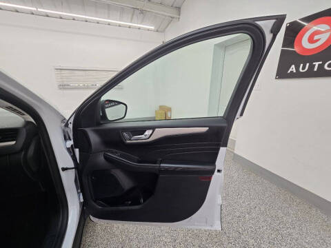 2021 Ford Escape SE