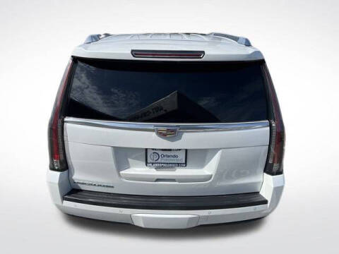 2019 Cadillac Escalade Platinum