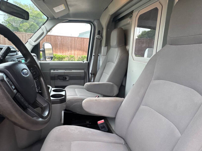 2021 Ford E-Series