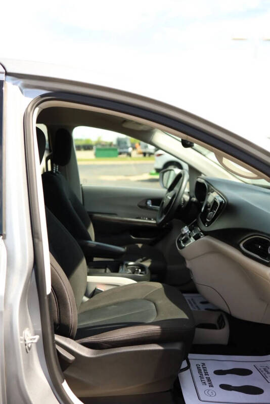 2020 Chrysler Pacifica Touring