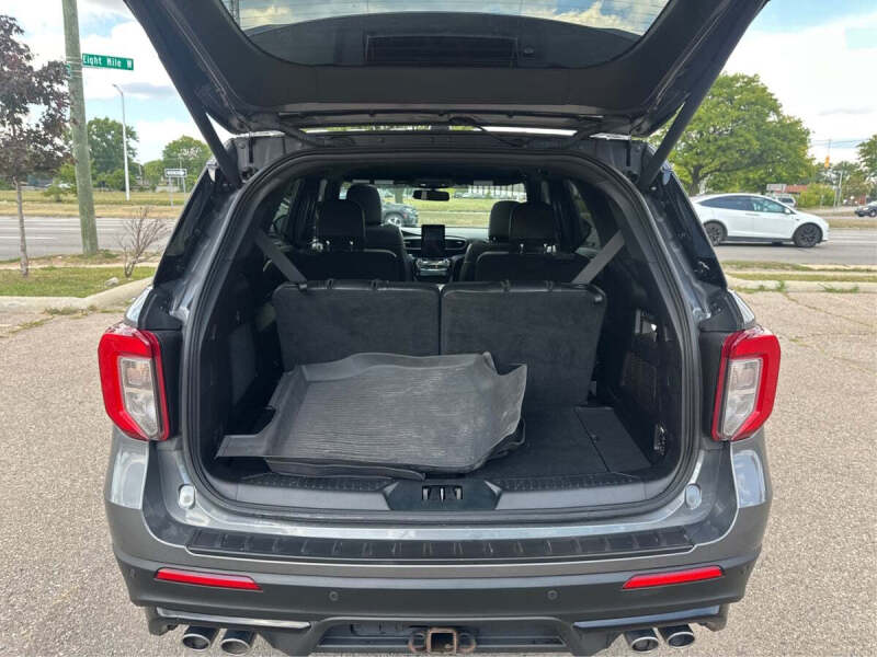 2021 Ford Explorer ST