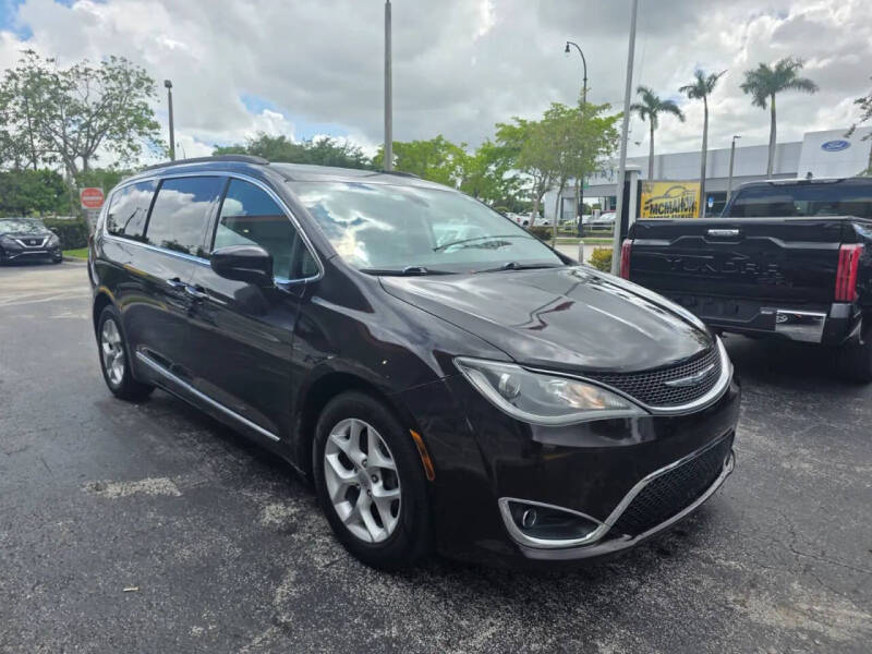 2017 Chrysler Pacifica