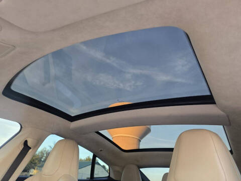 2016 Tesla Model S 70