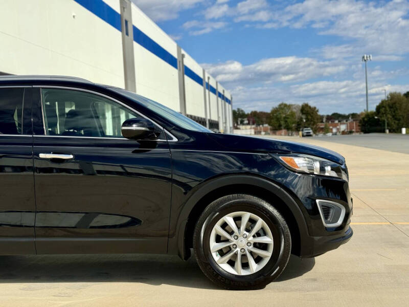 2016 Kia Sorento LX