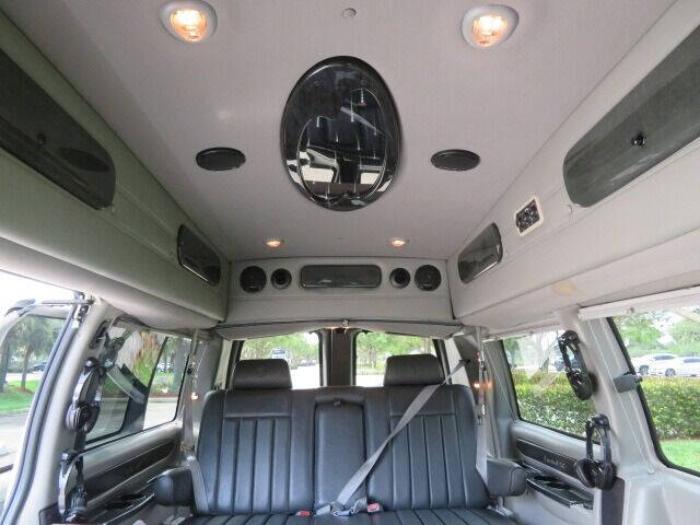 2010 Chevrolet Express LT 1500