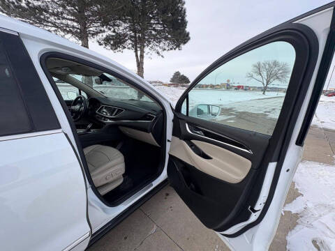 2019 Buick Enclave Essence