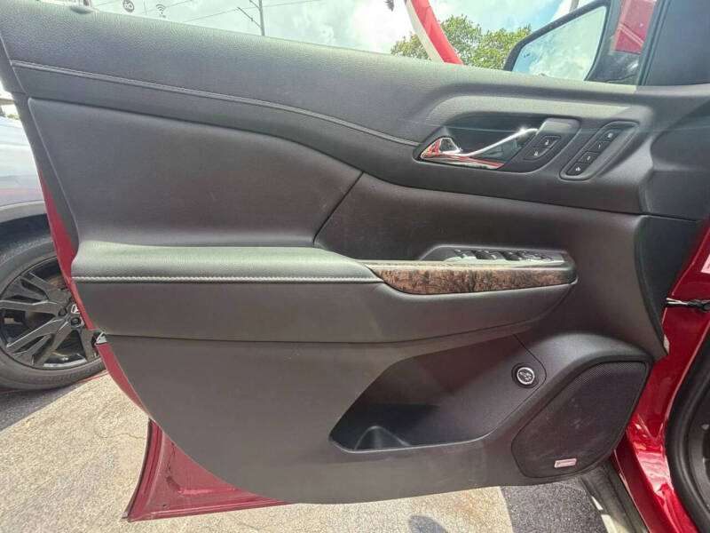 2021 GMC Acadia Denali