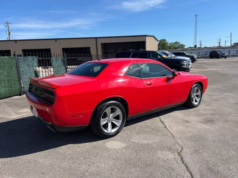 2018 Dodge Challenger SXT