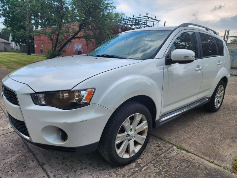 2011 Mitsubishi Outlander for sale at Flex Auto Sales inc in Cleveland OH