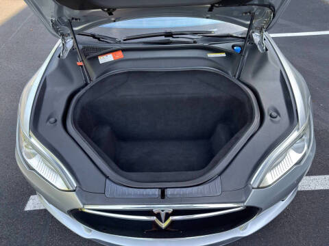 2015 Tesla Model S 85D