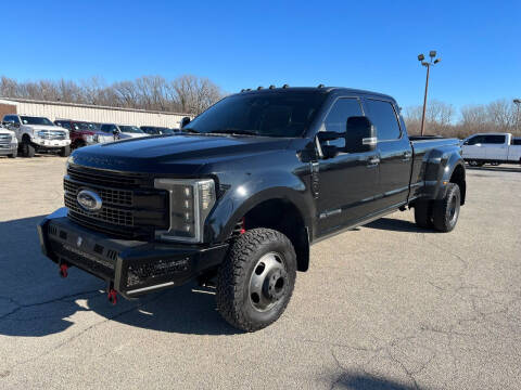 2017 Ford F-350 Super Duty for sale at Auto Mall of Springfield in Springfield IL